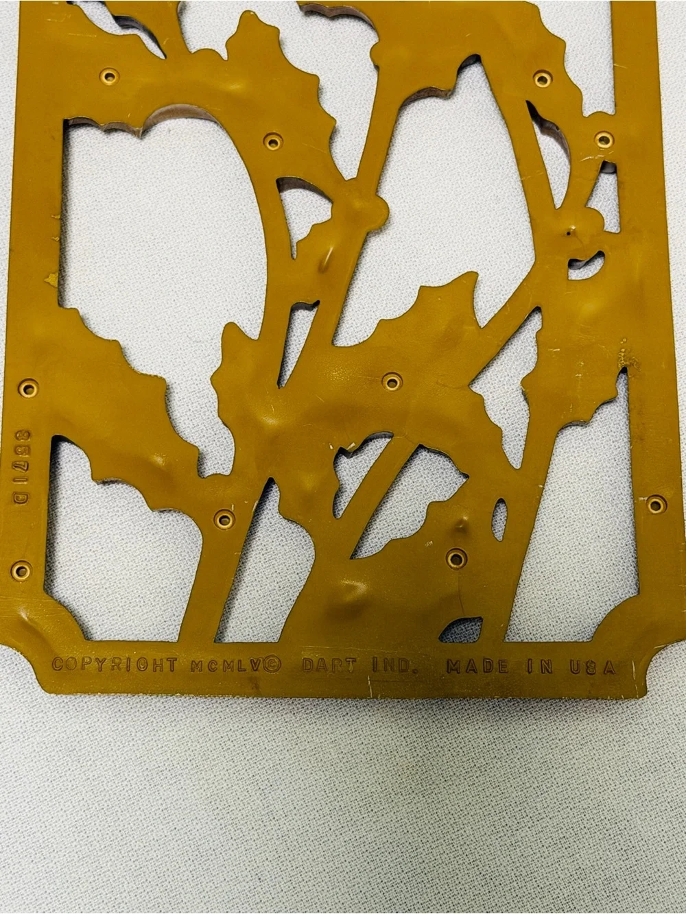 MCM 1955 Dart Industries Plastic Gold Flower Wall Seasonal Accents Set of 2